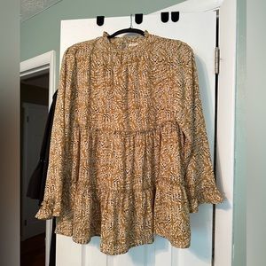 NWOT Medium Jodi Top
